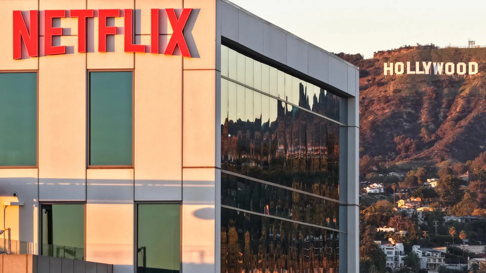 Netflix y los cines: el posible cambio de estrategia que puede cambiar la industria