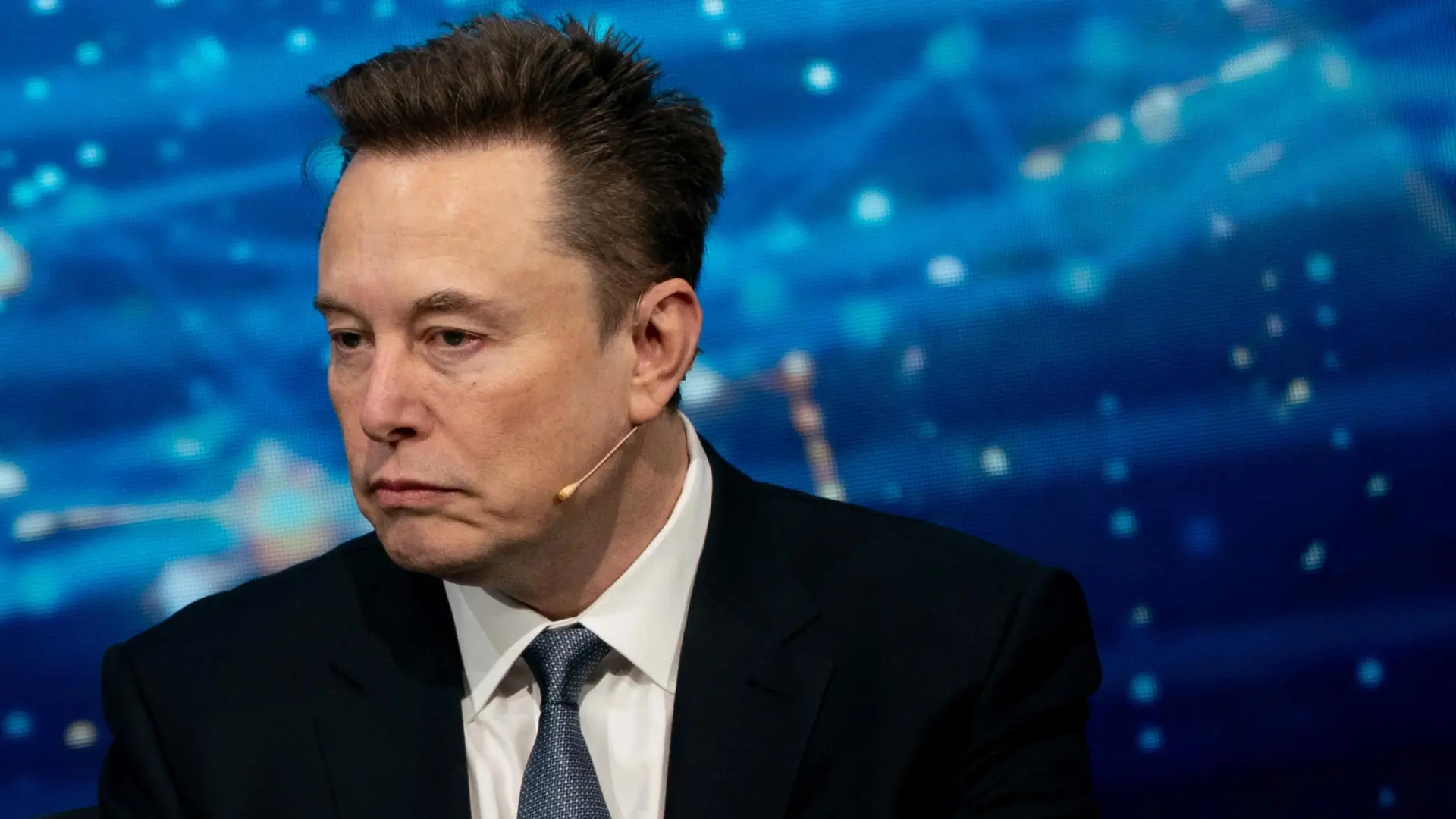 Elon Musk se queda solo: abandona el último cofundador de xAI