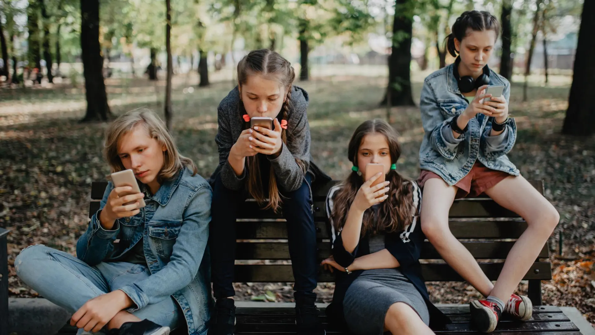 Los expertos coinciden: "Las redes sociales están diseñadas para hackear el cerebro"