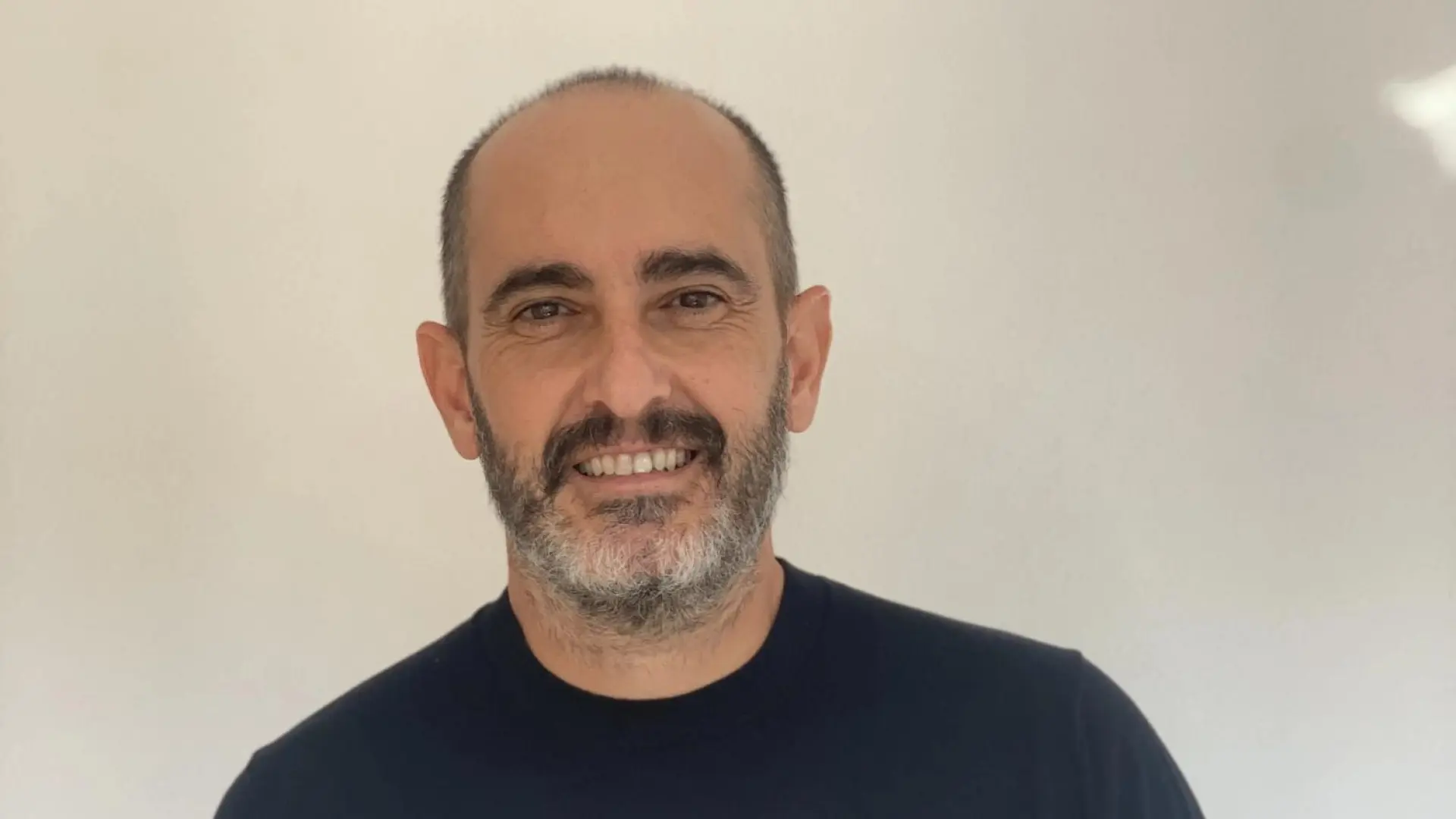 Del ostracismo al sobresaliente: cómo BemyVega sortea el abismo de lo imposible