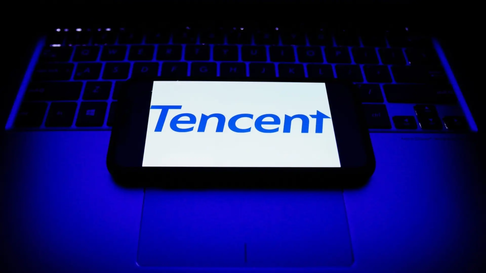 Tencent pone contra las cuerdas a sus rivales chinos con su nuevo modelo de IA de código abierto