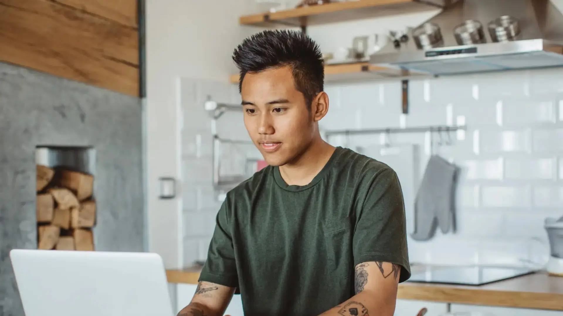 Un joven de 18 años desafía a la IA y estudiará ciencias de la computación: "No me asusta"