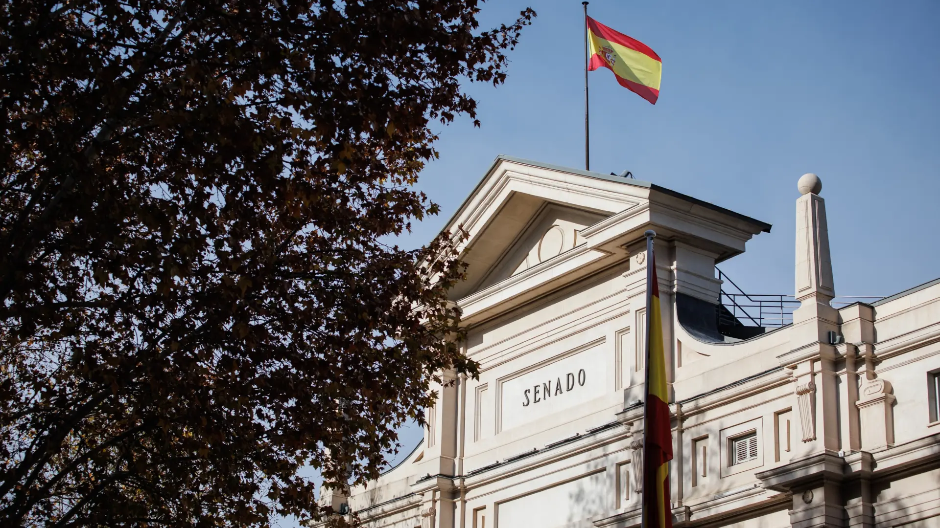 El Senado será el primer parlamento español en regular la IA y los senadores podrán utilizarla con supervisión
