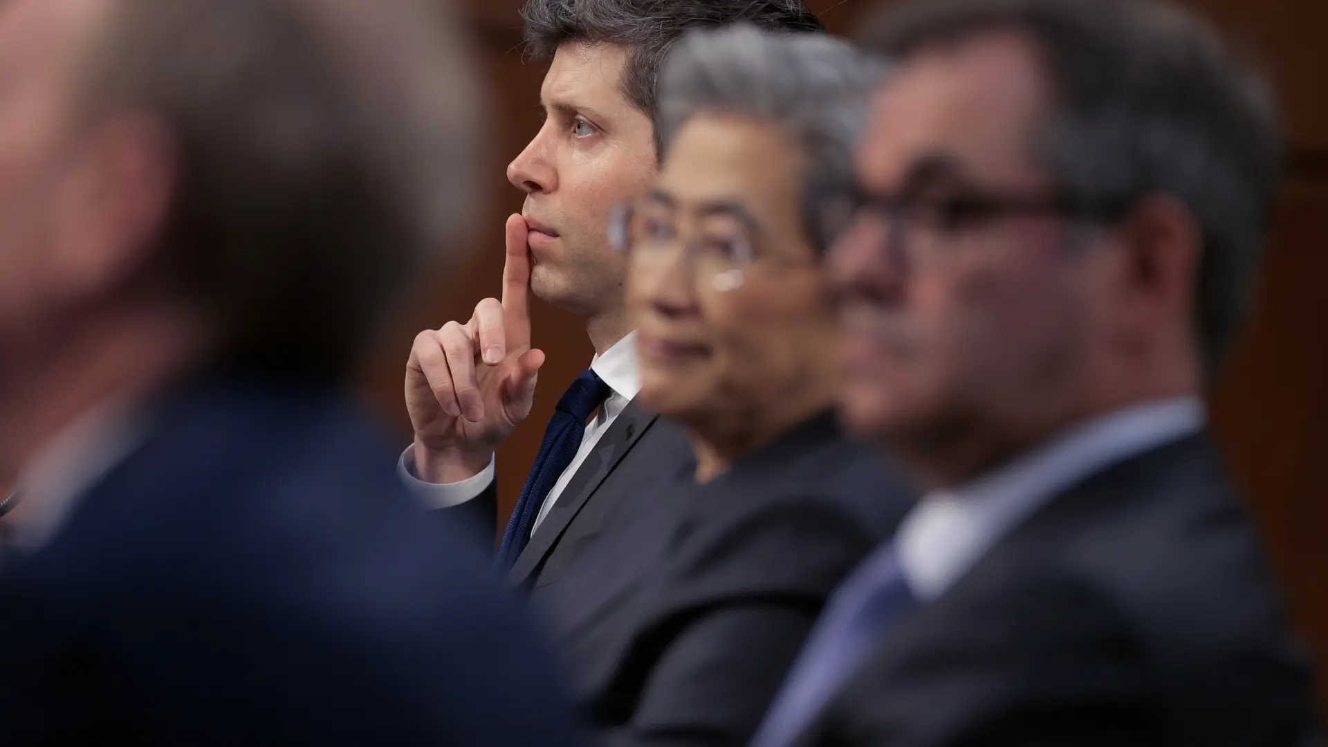 Sam Altman marca distancias: dice a su personal que OpenAI no influye en decisiones del Pentágono