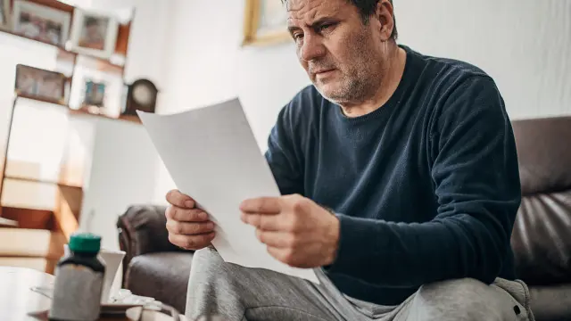 Si recibes una carta de Hacienda en plena campaña de la renta, es que algo no va bien.